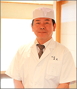岩元 勝己 氏